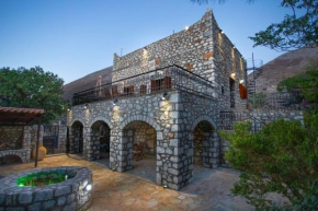 Kitta Vouterakou Family Towerhouse